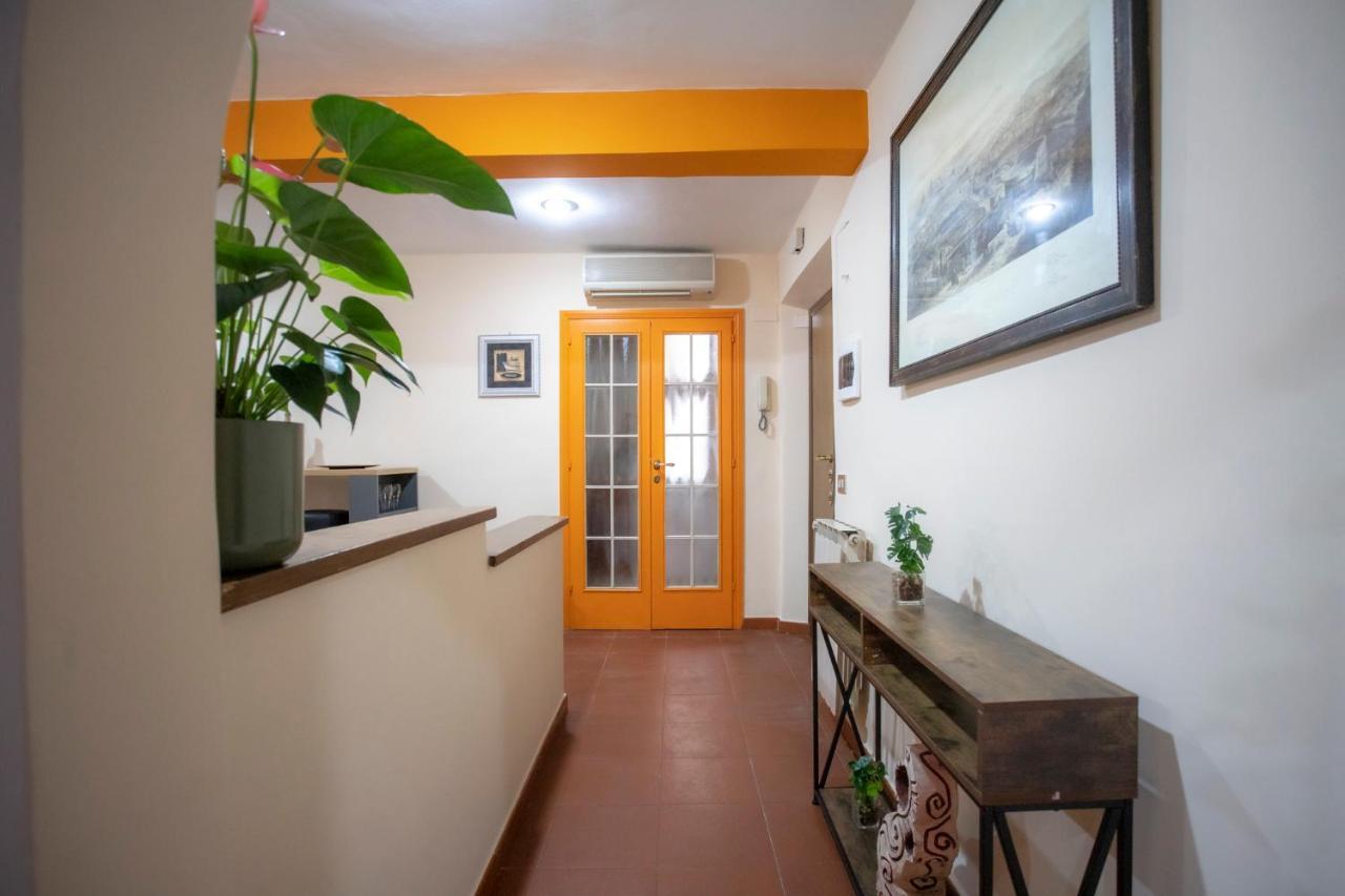 Homehouse Serpenti - Colosseum - Rione Monti 로마 외부 사진